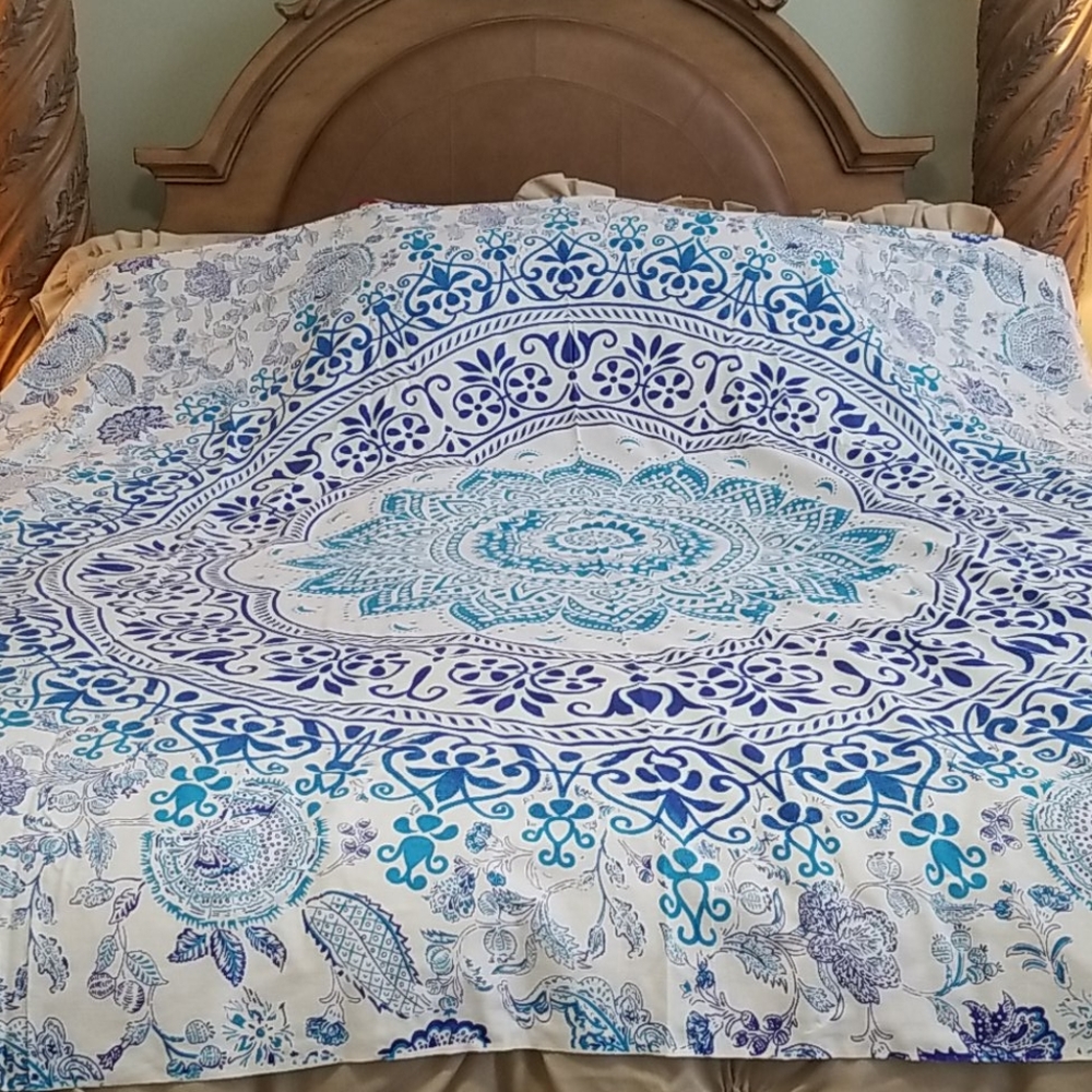 Beach blanket/sheet